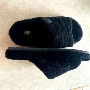 ugg slippers size 10 women’s